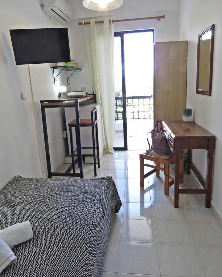 Debby Apartments Ialysos  Room photo